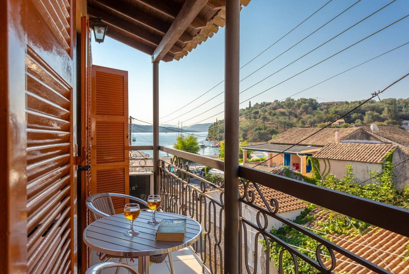 Apartamento entero, Apartamento de vacaciones para 6 personas con balcón in Agios Stefanos (Corfu), Corfú