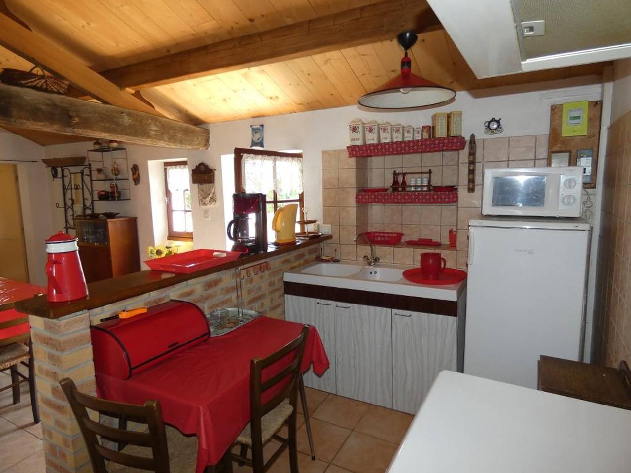 Maison vendéenne avec jardin clos, plage à 700m, animaux admis - 4 pers in Notre-Dame-de-Monts, Vendée