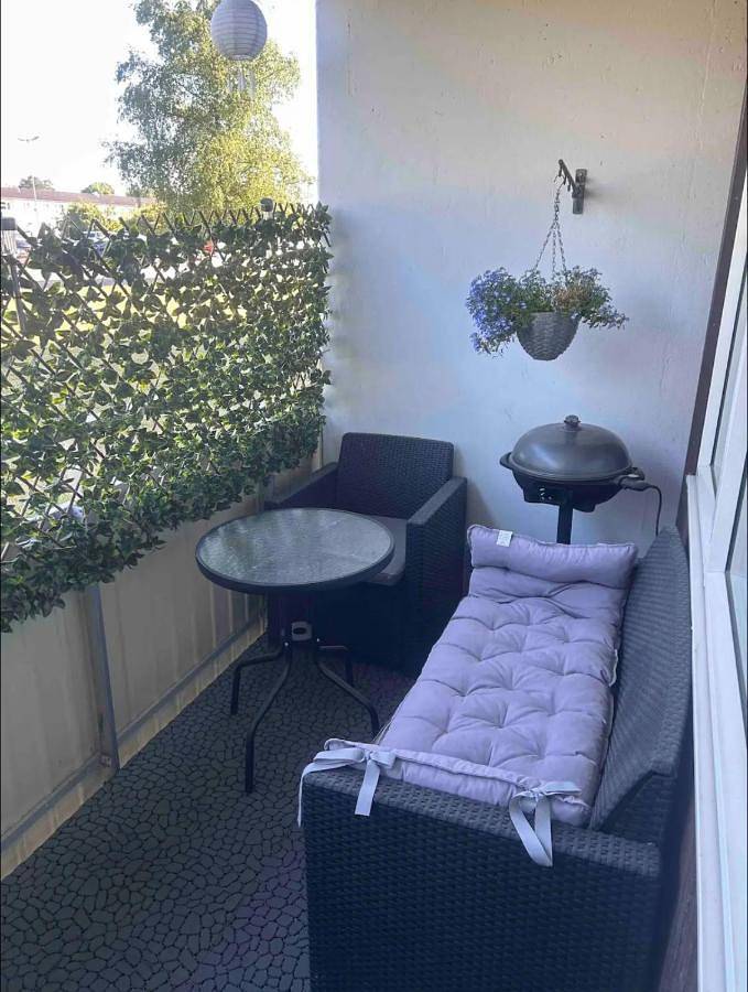 Ferienwohnung für 2 Personen, mit Balkon und Terrasse sowie Ausblick in Trollhättan - 4