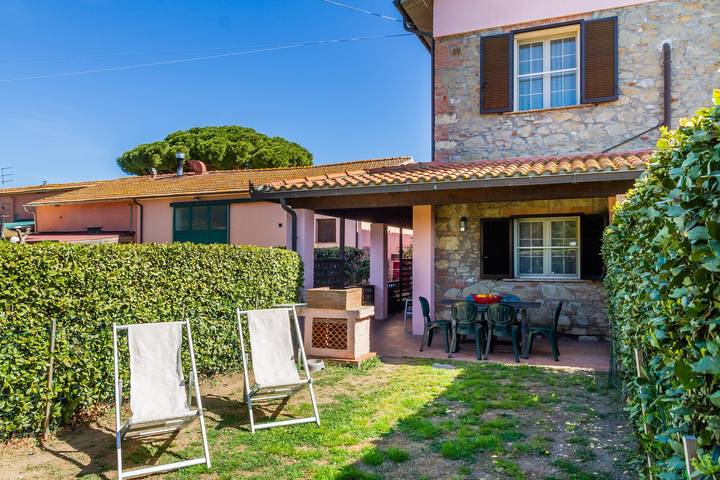 Ferienwohnung für 3 Personen, mit Garten in Castiglione della Pescaia