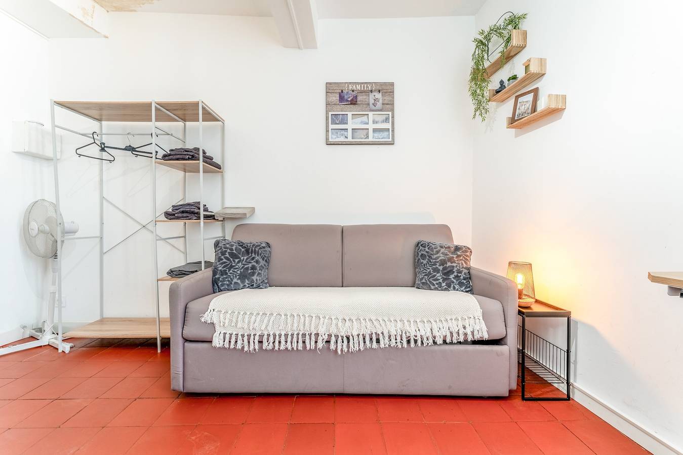 Studio entier, Maison de vacances « Studio Cocooning Beaucaire C3 » avec Wi-Fi in Beaucaire, Région de Nîmes