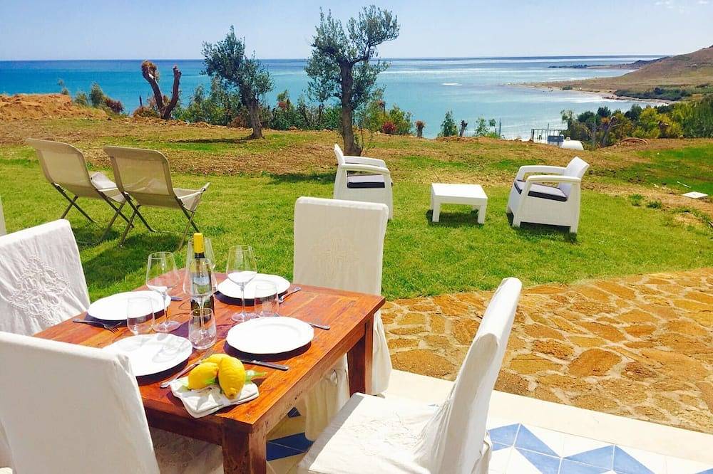 Ganze Wohnung, Camelia by Klabhouse-2Br w/Ac&Terrace-walk2beach in Localita San Giorgio, Sciacca