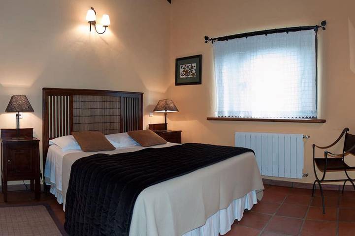 Apartamento entero, Casa rural para 2/3 personas Sierra Norte de Madrid in Manjirón, Puentes Viejas