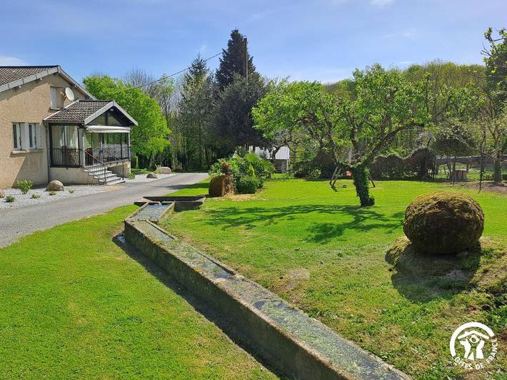 Gîte pour 8 personnes, avec terrasse