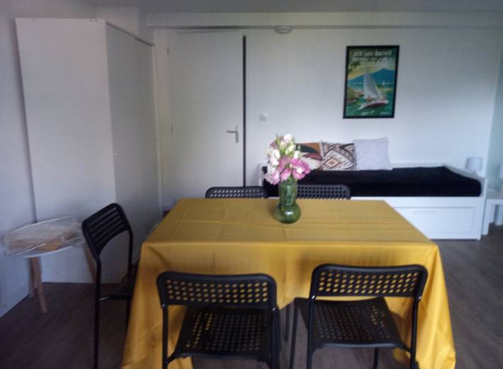 Studio pour 2 personnes, avec terrasse ainsi que vue sur le lac et jardin