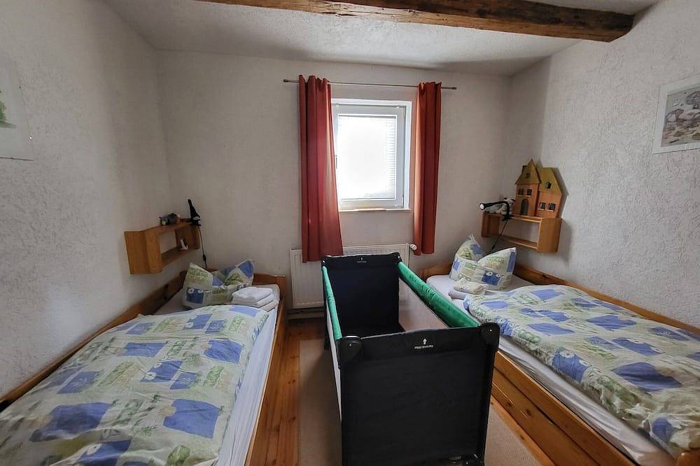 Ganze Wohnung, Ferienwohnung in den Hüttenroder Bergen in Hüttenrode, Blankenburg
