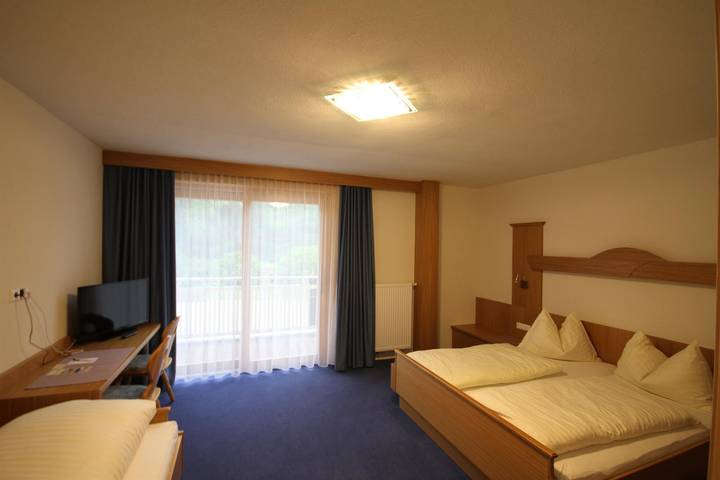Familienzimmer mit 2 Schlafräumen in Hohe Tauern, Obervellach