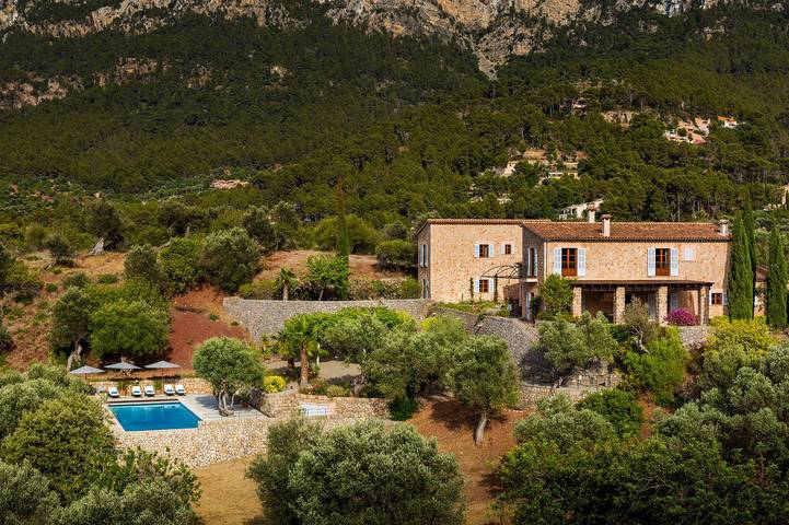 Ferienhaus für 8 Personen, mit Meerblick und Balkon sowie Garten