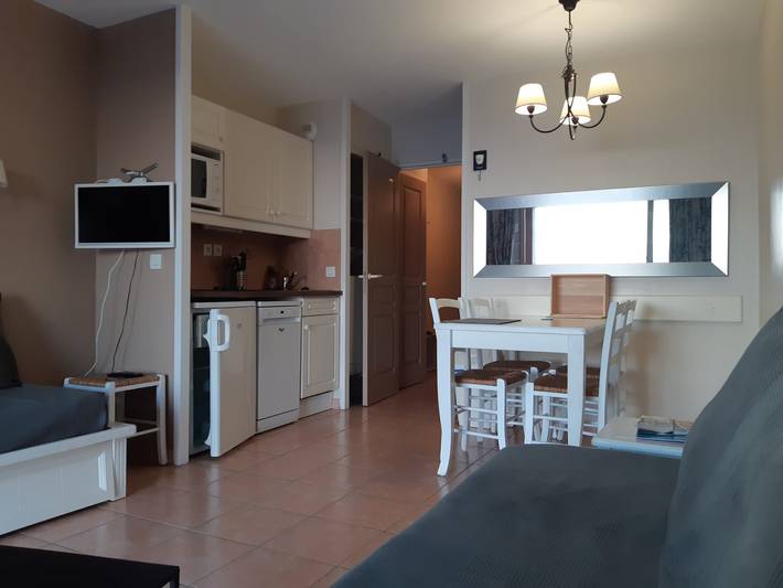 Gîte pour 4 personnes, avec terrasse et piscine dans La Coudoulière - 4