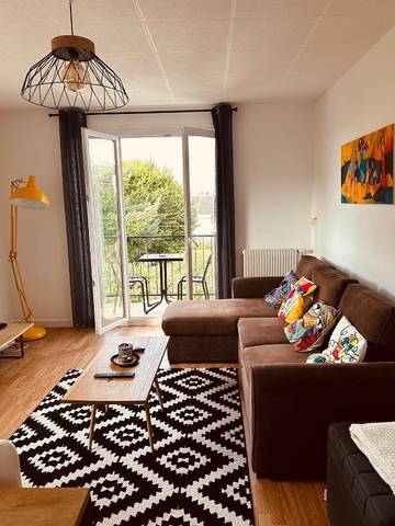 Gîte pour 5 personnes, avec balcon à Déols