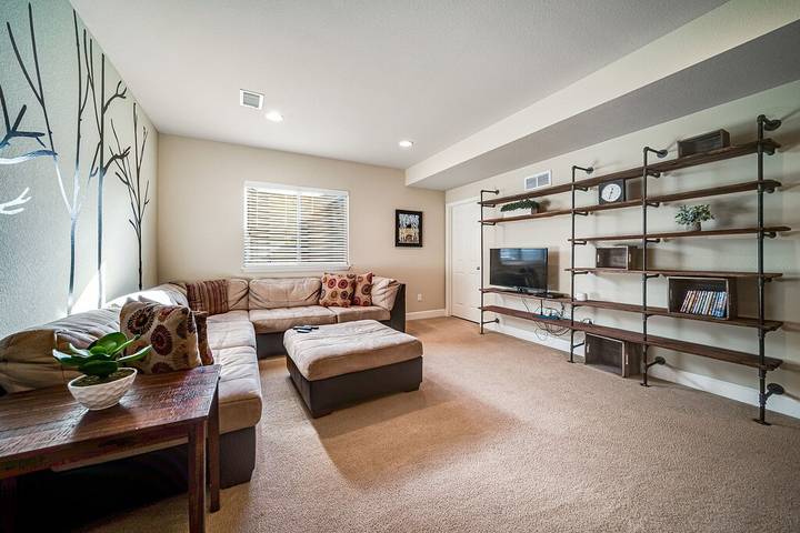 Location de vacances pour 10 personnes, avec jacuzzi ainsi que piscine et terrasse, animaux acceptés à Granby - 2