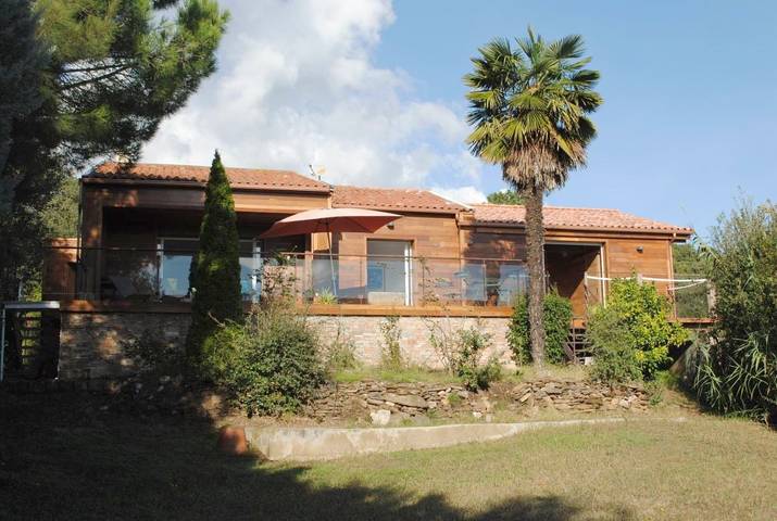 Location de vacances pour 6 personnes, avec jardin et vue à Valle-di-Campoloro