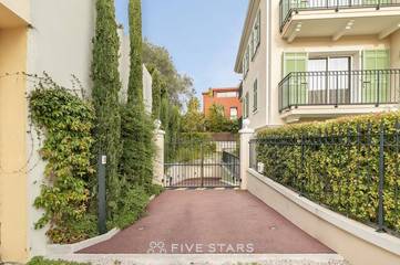Gîte pour 4 personnes, avec balcon et jardin à Saint-Jean-Cap-Ferrat