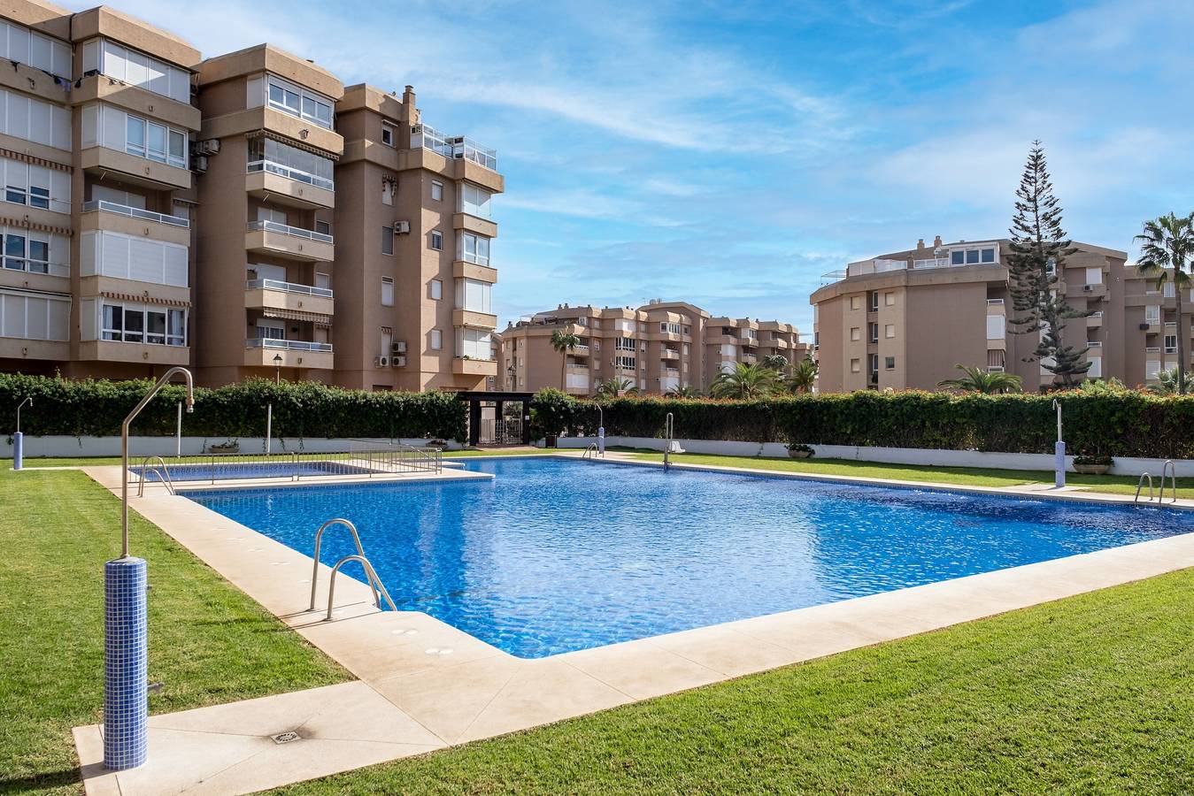 Entire apartment, Apartment "Torrox Beach" with Pool, Garden & Wi-Fi in Torrox Costa, Torrox