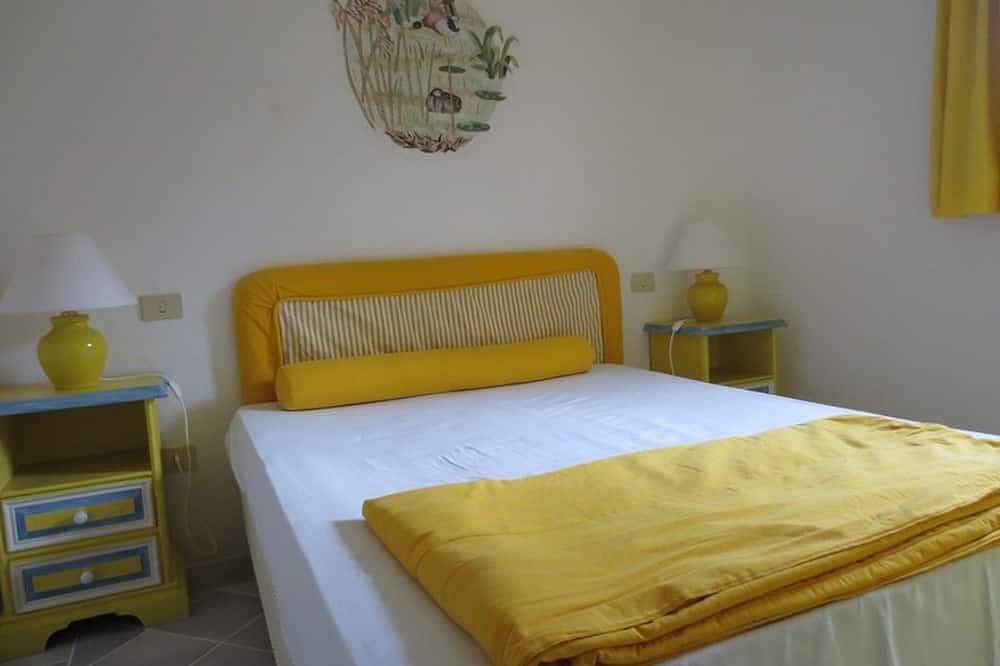 Ganze Wohnung, Apartment am Meer in Baja Sardinia - 6 Betten Juli - 150 Meter vom Strand entfernt! in Baja Sardinia, Arzachena