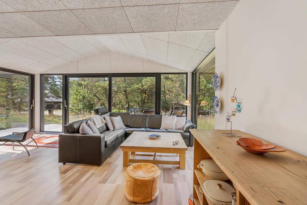 Schönes Ferienhaus, Natur pur mit Kaminofen in Varde