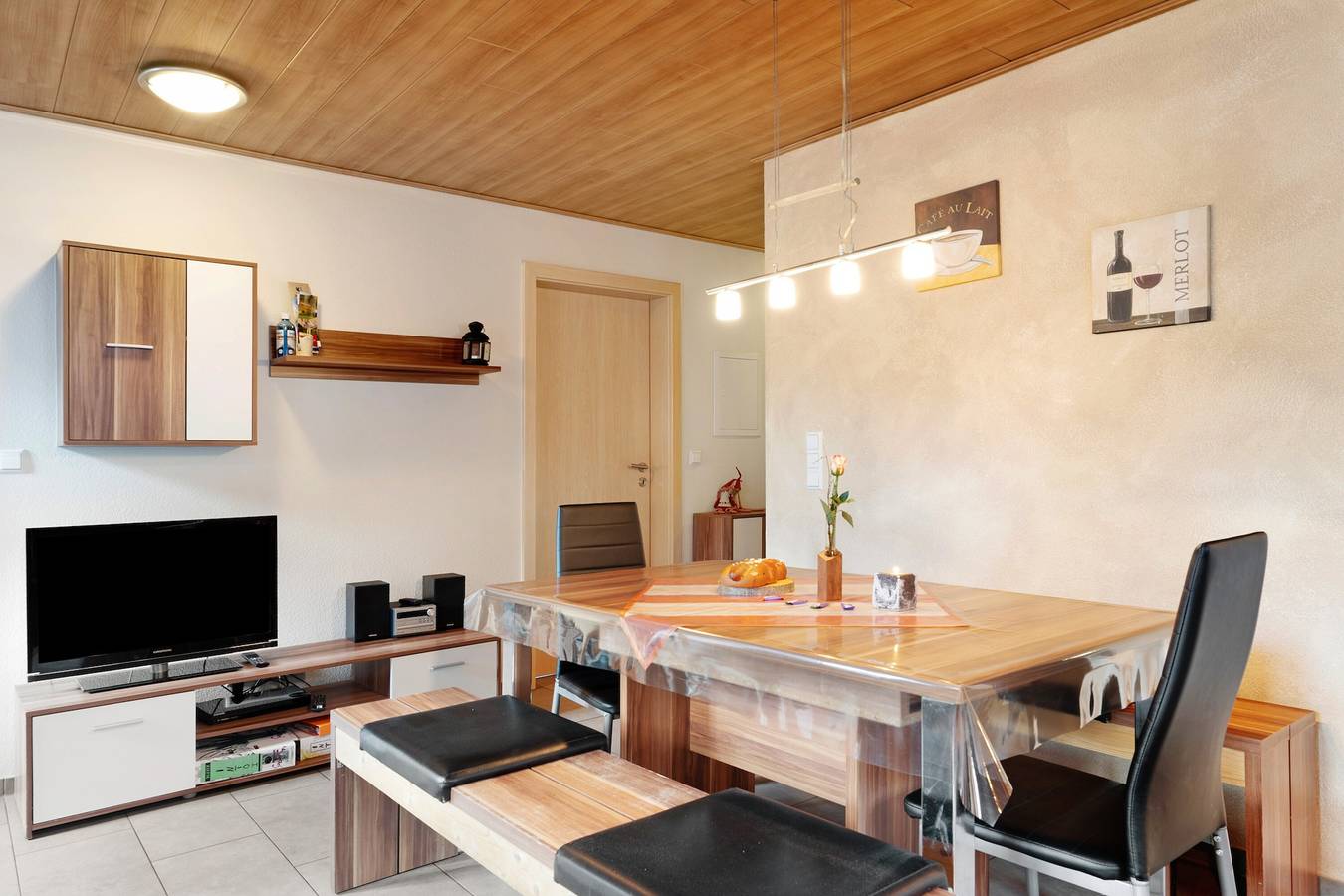 Appartamento intero, Appartamento 'Ferienwohnung Landwassereckblick' con vista sulle montagne, giardino in comune e Wi-Fi in Muhlenbach, Foresta Nera centrale
