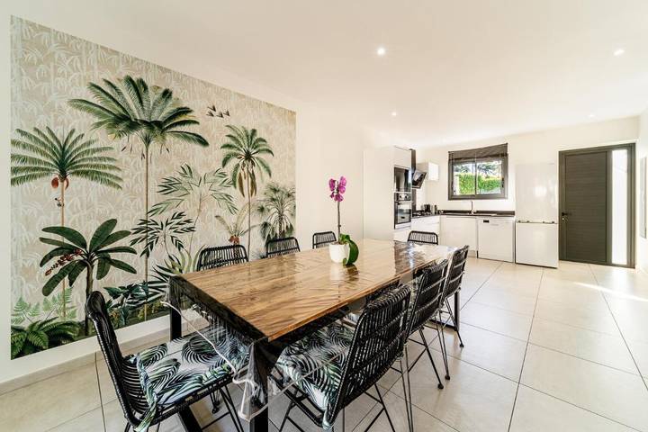 Location de vacances pour 8 personnes, avec terrasse et jacuzzi à Manapy les Bains - 2