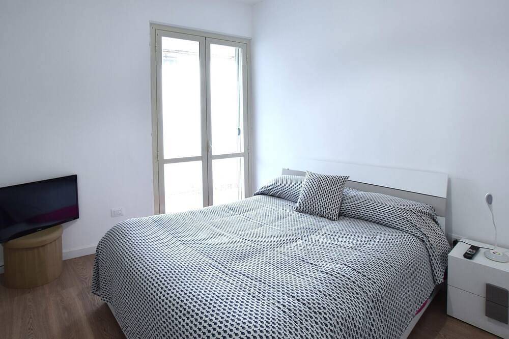 Geheel appartement, Gezellig appartement met 2 slaapkamers in Staletti in Stalettì, Provincie Catanzaro