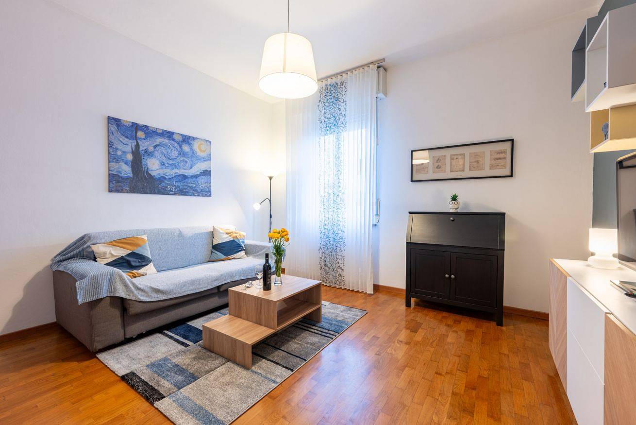Ganze Wohnung, Guesthost - Blu&Yellow Apartment in Parma Station in Parma, Parma Provinz