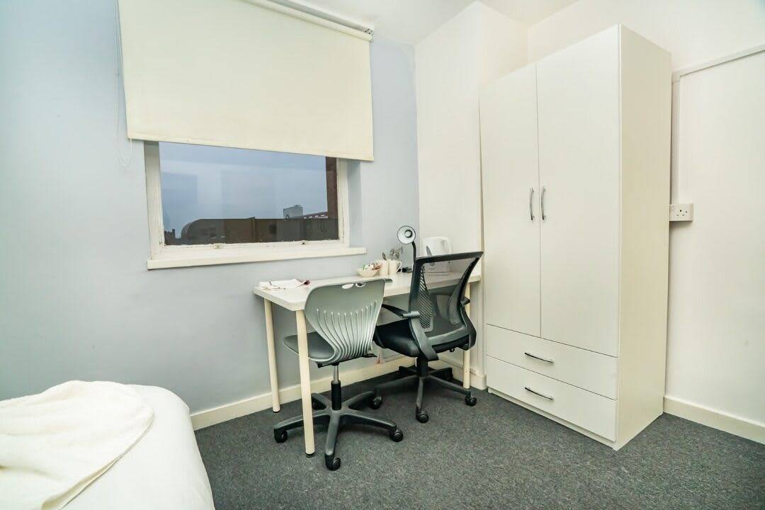 Appartement entier, 2 Budget En-Suite Rooms with Shared Kitchen in Coventry, Région de Birmingham