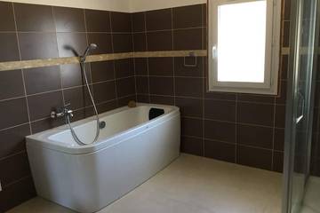 Gîte pour 8 Personnes dans Coti-Chiavari, Région d'Ajaccio, Photo 4