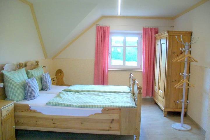 Ferienwohnung für 5 Personen, mit Balkon und Garten in Ansbach - 2