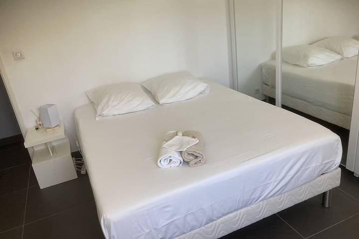 Location de vacances pour 6 personnes, avec jardin et terrasse à Les Angles (Gard) - 2