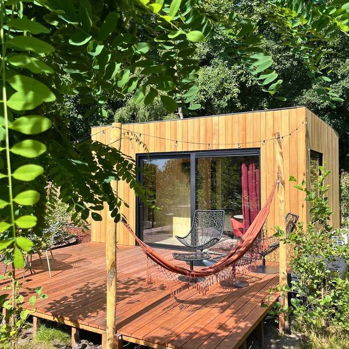 Lodge voor 2 personen, with Whirlpool and Terras as well as Tuin and Sauna in Westerwolde