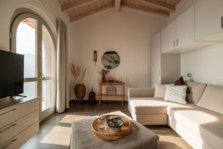 Ferienwohnung für 3 Personen, mit Balkon und Pool - 1