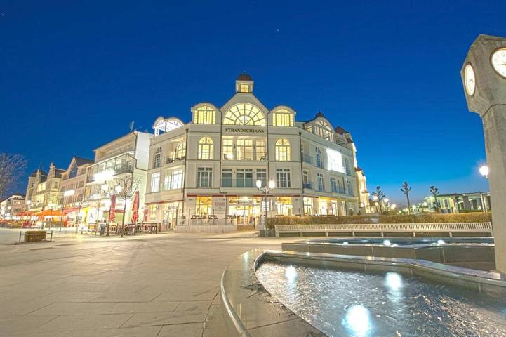 Villa für 4 Personen, mit Whirlpool und Sauna sowie Balkon in Binz