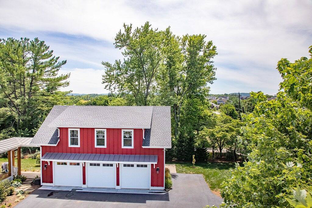Ganze Wohnung, Carriage House-Apartment-Ensuite Dusche-Modern-Bergblick in Crozet, Albemarle County