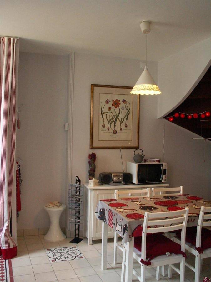 Family Two Bedroom Suite with Kitchen in Bayeux, Région de Bayeux