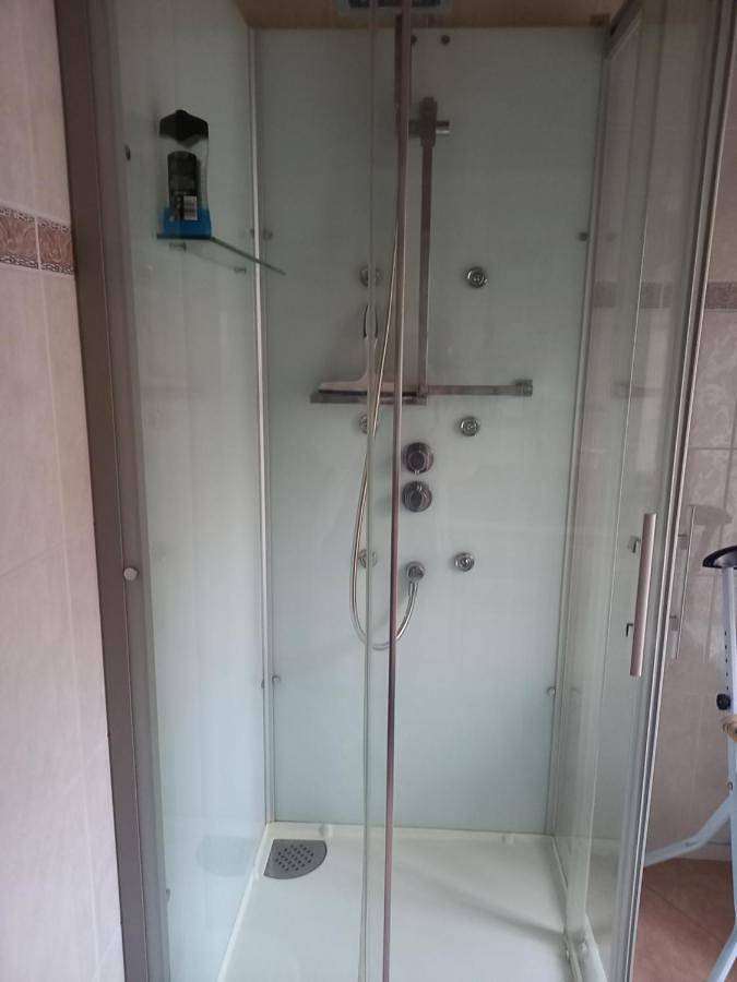 Location de vacances pour 6 personnes, avec jacuzzi et terrasse, animaux acceptés à Saint-Angeau - 3