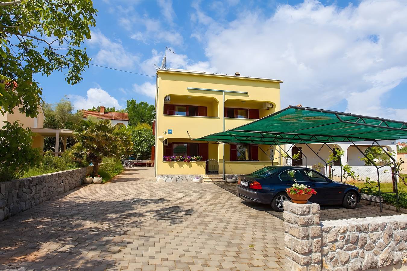 Entire apartment, Apartment 'Daniela with Sea View' with Sea View, Wi-Fi and Air Conditioning in Malinska-Dubašnica, Krk