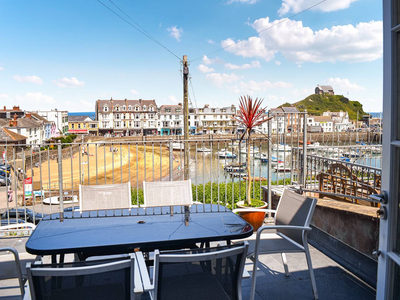 Log Cabin for 6 People in Ilfracombe, Devon
