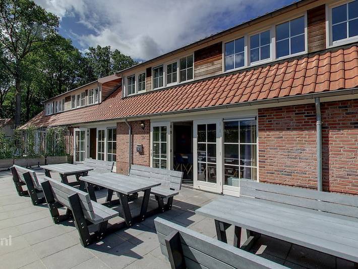 Ferienhaus für 18 Personen, mit Terrasse und Sauna sowie Balkon/Terrasse