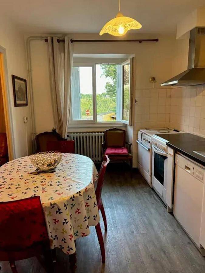Location de vacances pour 6 personnes, avec jardin et balcon dans Trou de Bozouls - 4
