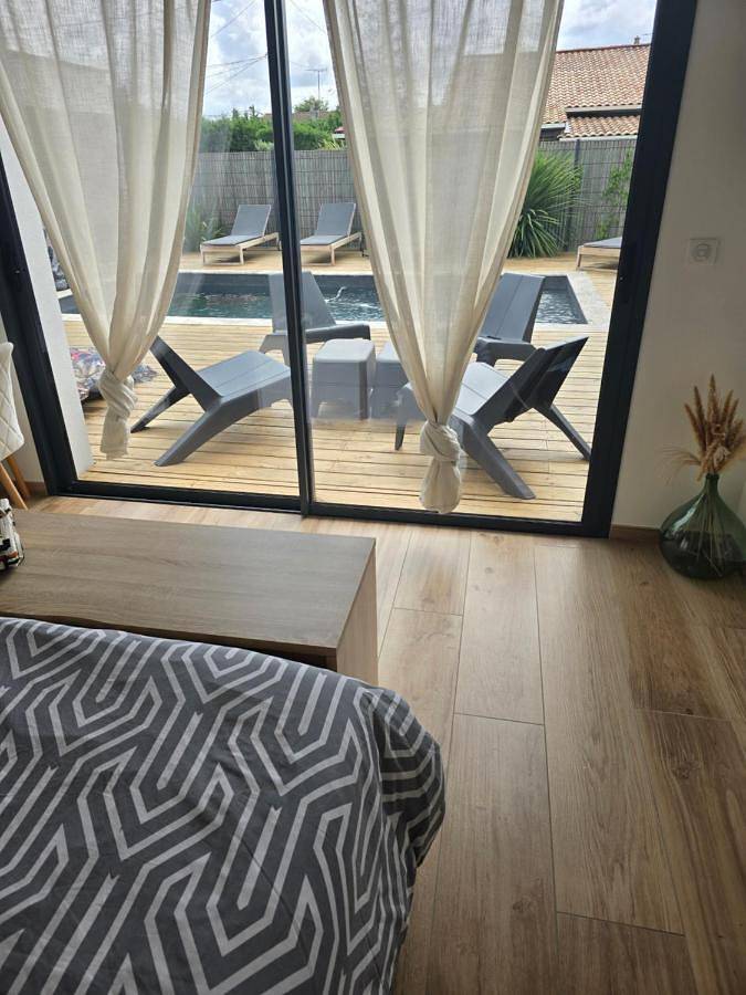 Location de vacances pour 2 personnes, avec piscine et jardin à Marcheprime - 2