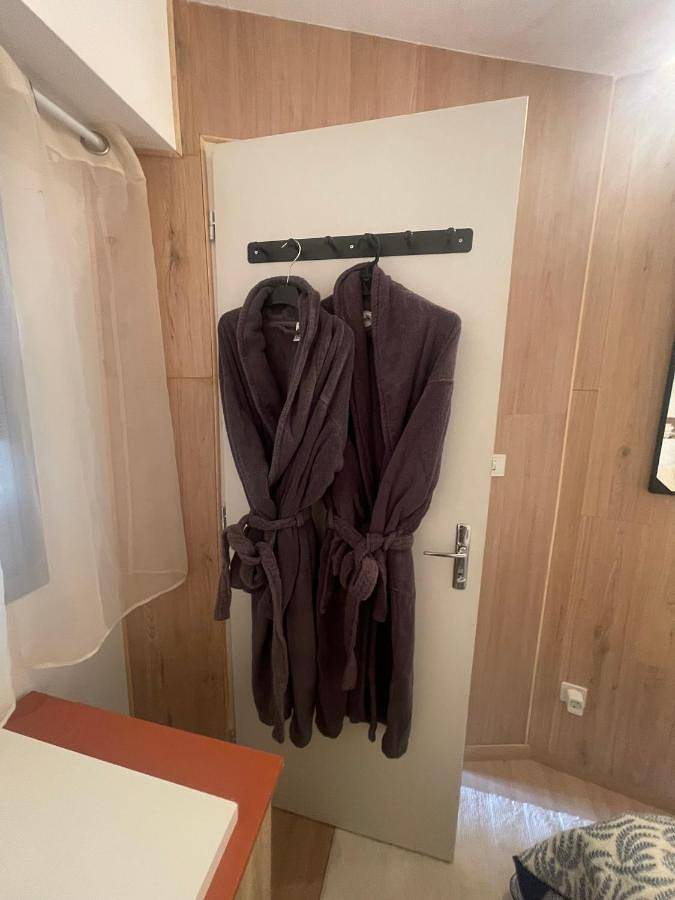 Appartement entier, Maison Donasete Amitiés et familiaux in Vieille-Brioude, Parc Naturel Régional Livradois-Forez