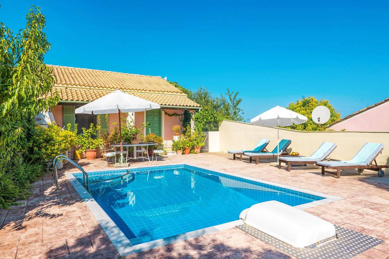 Villa Maistro Cottage by Villa Plus in Agios Stefanos (Corfu), Corfu