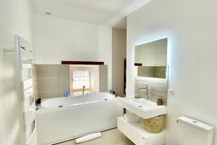 Gîte pour 2 personnes, avec jardin et piscine à Martignargues - 2