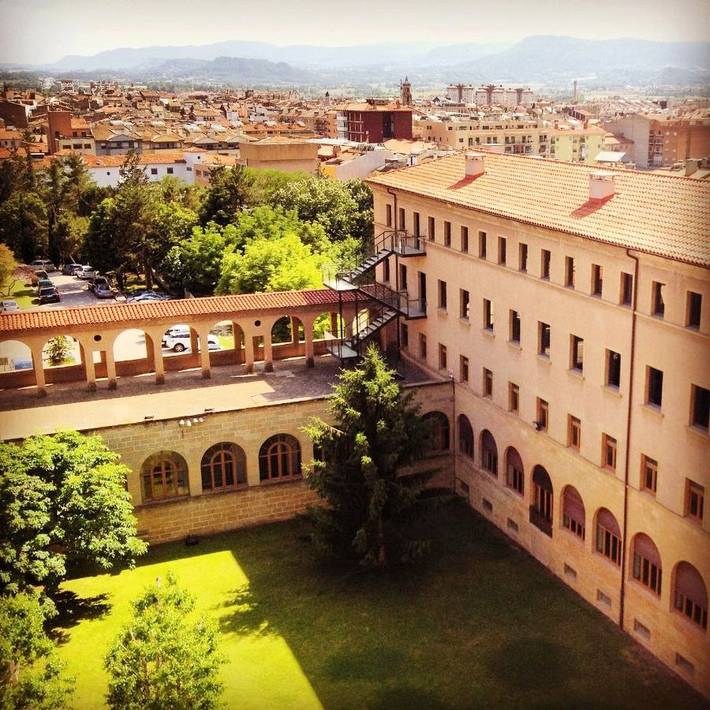 Location de vacances pour 2 personnes, avec jardin à Vic - 2