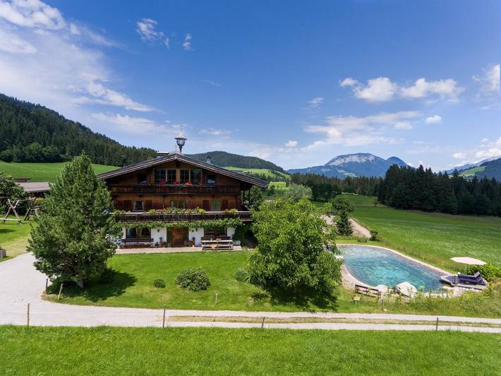 Ferienhaus für 2 Personen, mit Balkon und Terrasse sowie Garten und Sauna in Hopfgarten im Brixental