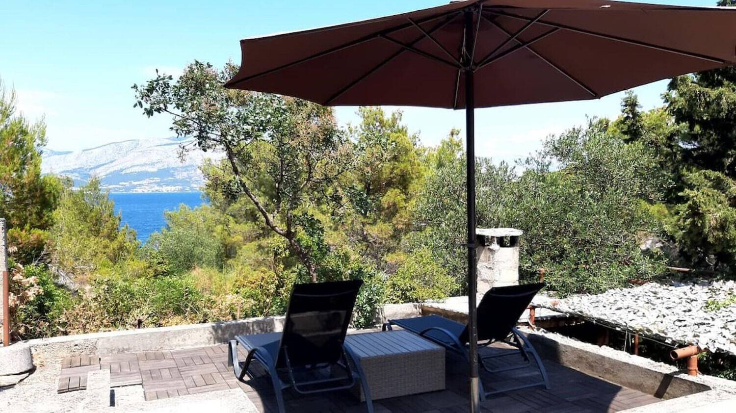 House Mare in Postira, Brac