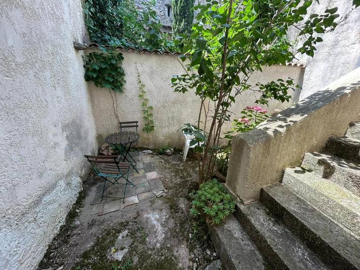 Gîte pour 2 personnes, avec terrasse et jardin à Causse-de-la-Selle - 3