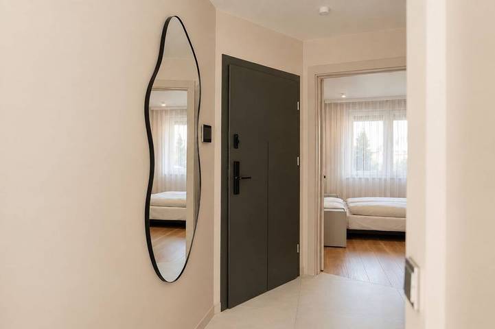 Ganze Wohnung, Fischers Apartment 1 Neubau Erstbezug 2-Schlafzimmer Parkplatz Terrasse See 1 km in Starnberg, Starnberger See