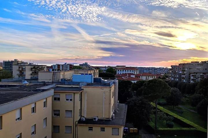 Ferienwohnung für 2 Personen, mit Ausblick und Balkon, mit Haustier in Livorno