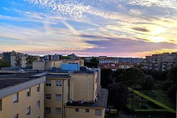 Ferienwohnung für 2 Personen, mit Balkon und Ausblick, mit Haustier in Livorno