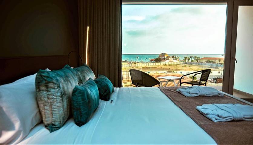 Hôtel pour 2 personnes, avec piscine ainsi que vue et balcon dans Sal